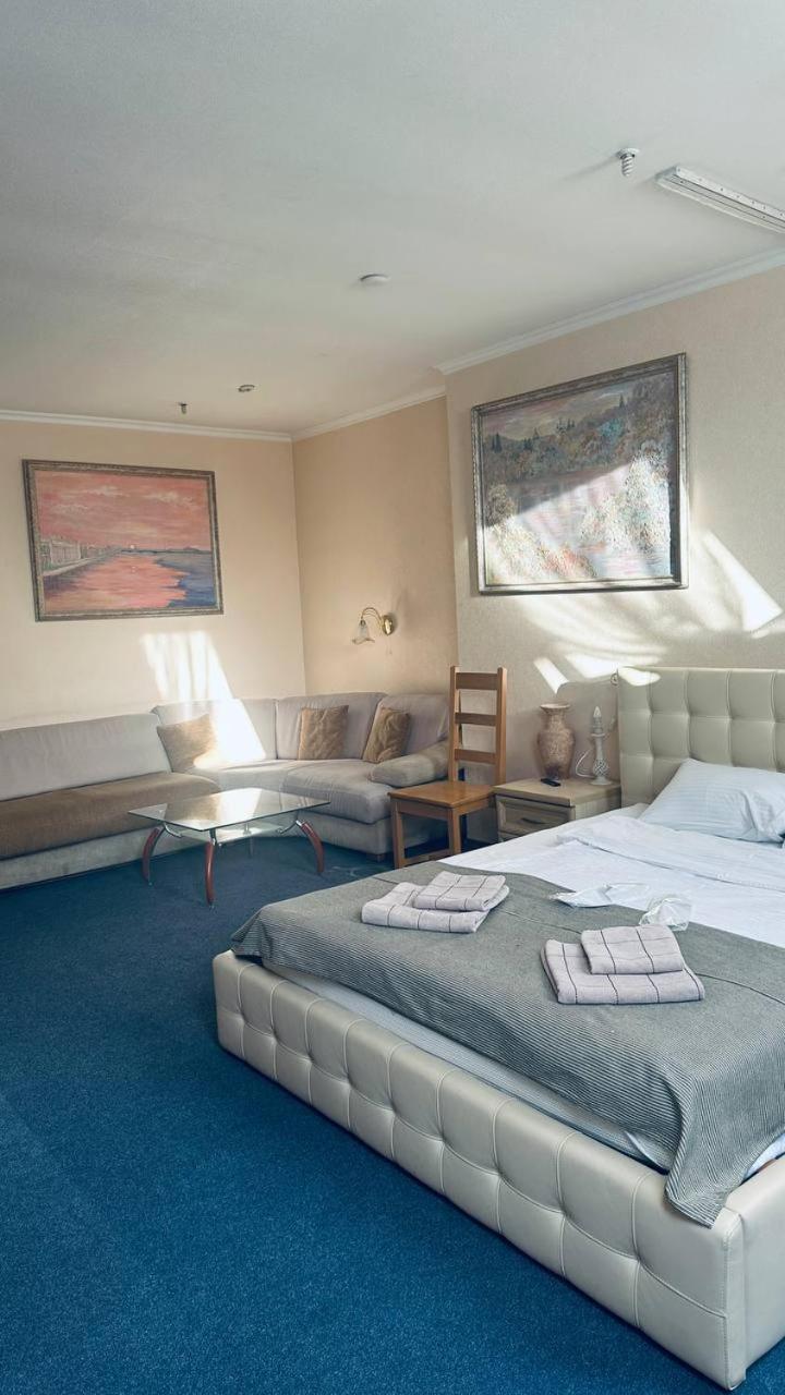 Hotel Sava Dream Žytomyr Esterno foto
